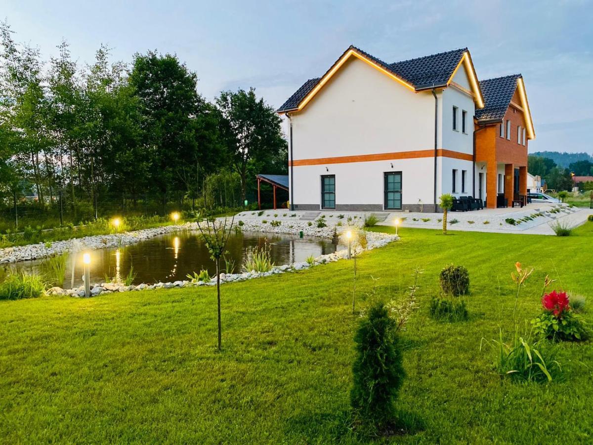 Wonder Home - Karkonosze Apartments with Garden and Seasonal Pool Myslakowice Exterior photo